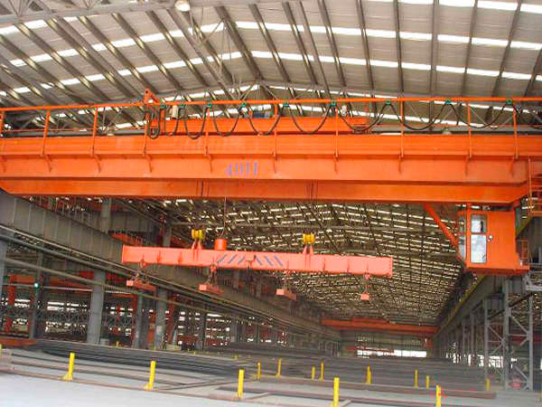 QG型掛梁橋式起重機(平行主梁)